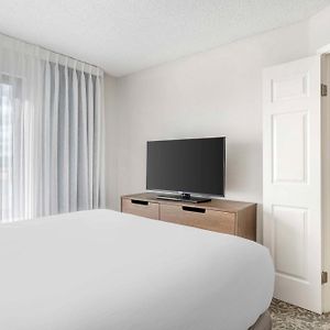 One Bedroom Suite Queen